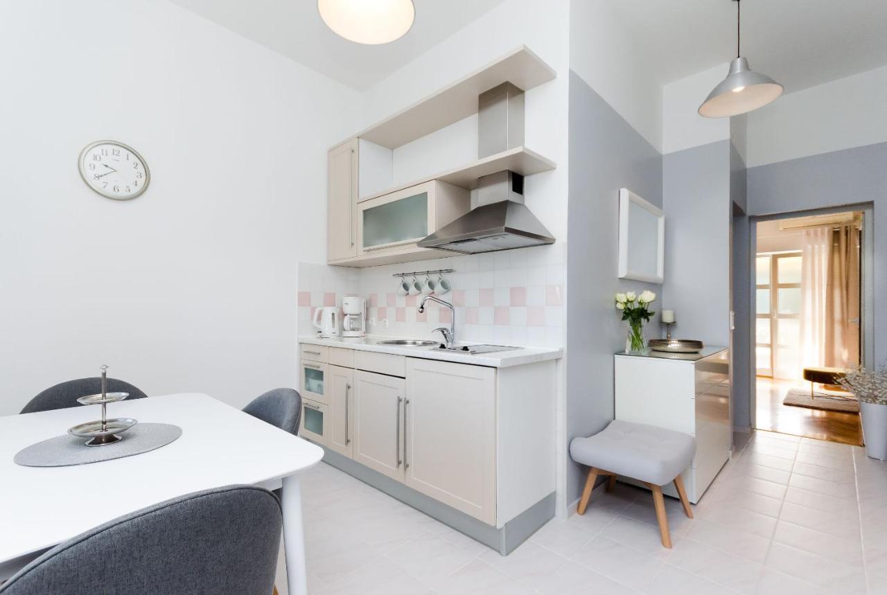 Apartments Sinisa Malinska Extérieur photo