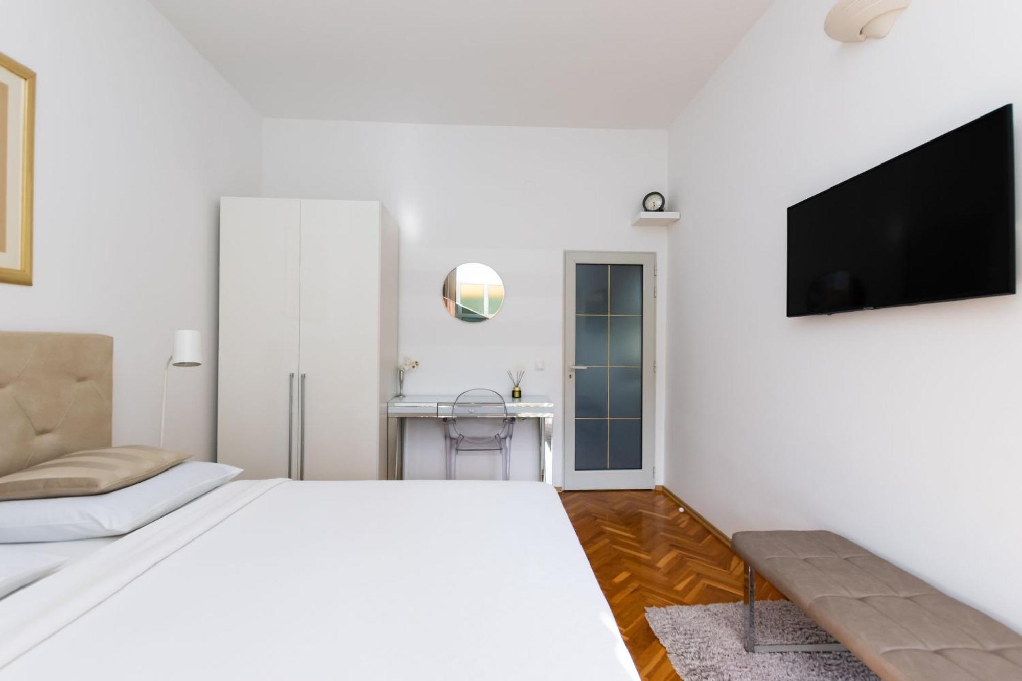 Apartments Sinisa Malinska Extérieur photo
