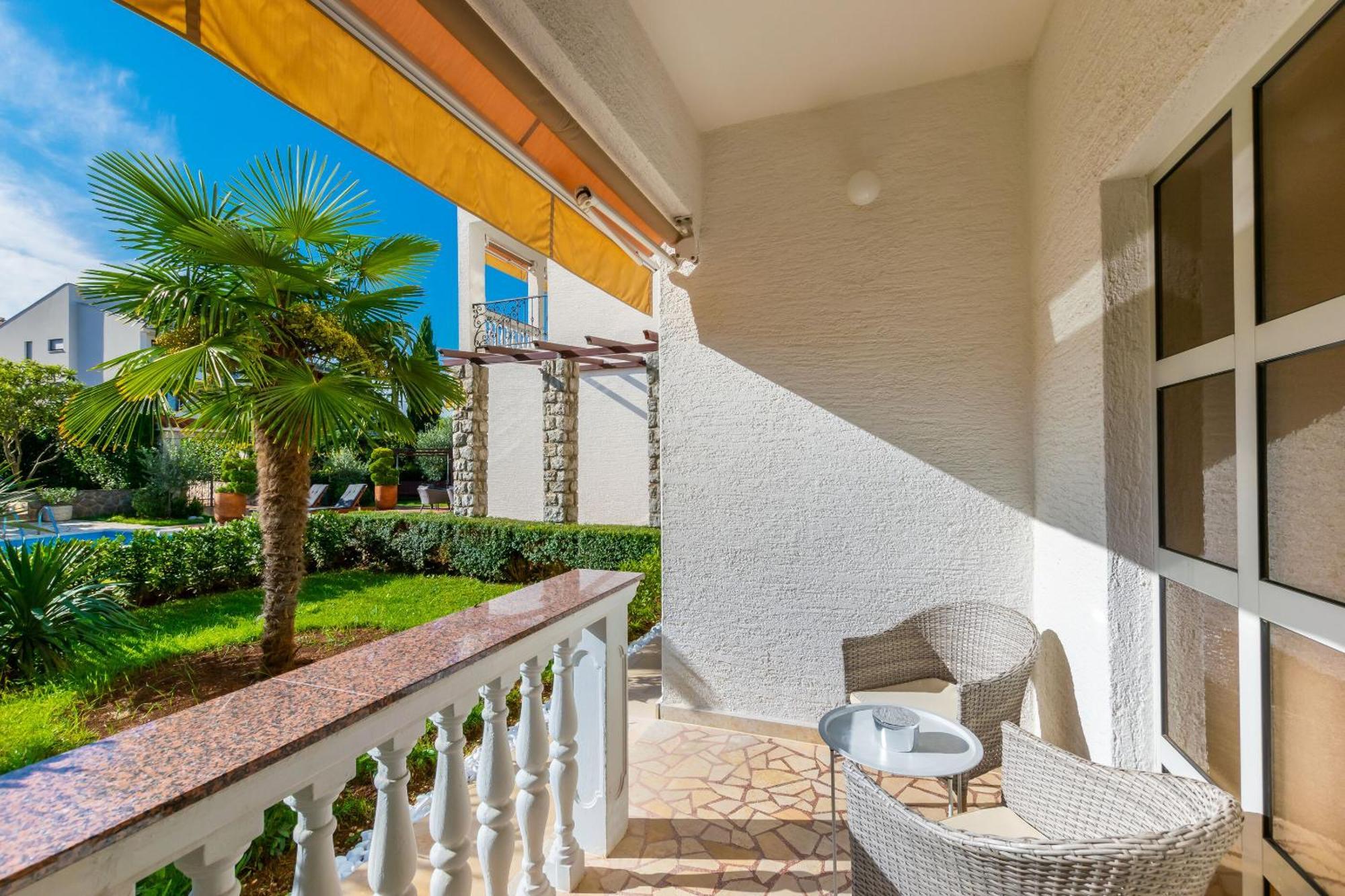 Apartments Sinisa Malinska Extérieur photo